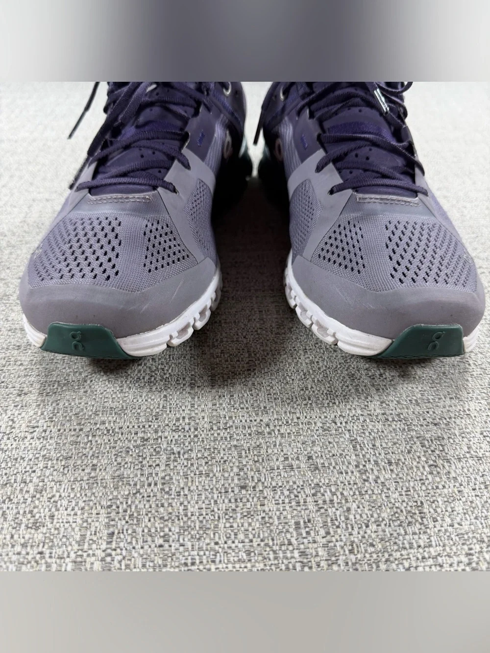 On Cloud Women’s Sz 8 Purple Violet Tide Helion Cloudtec Swiss Running Sneakers